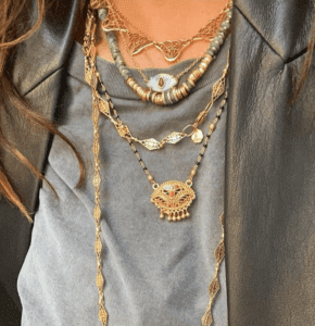 ALLIANCE DU ROCK & DU VINTAGE POUR DES BIJOUX UNIQUES