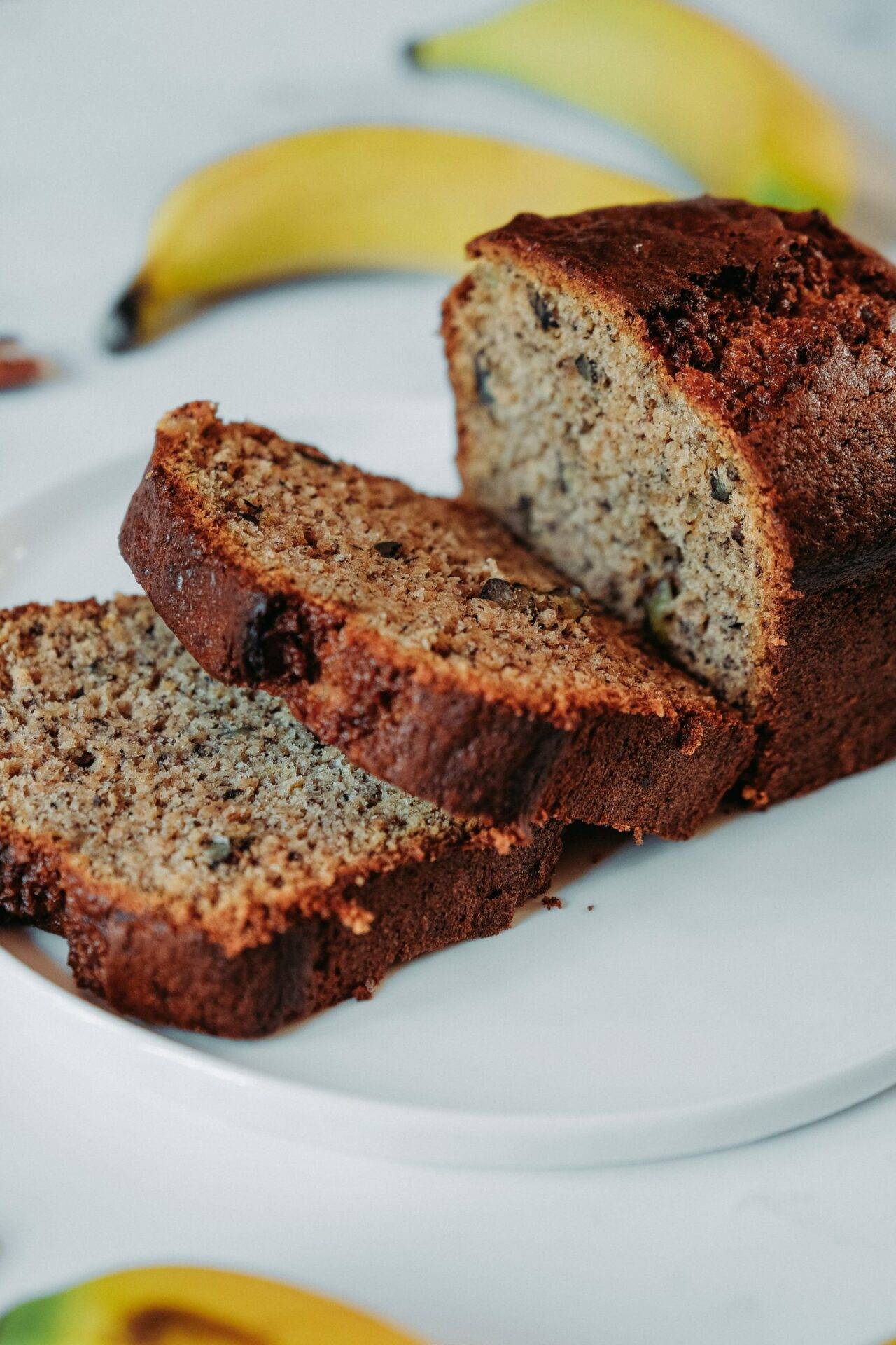 Banana bread sur table