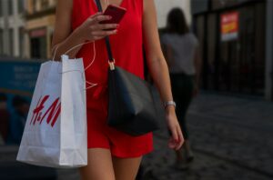 Fast fashion Pourquoi on arrête (et par quoi on remplace)